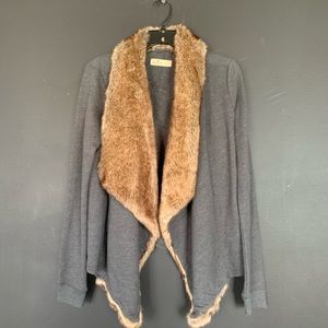 Hollister Xs/s  Cardigan